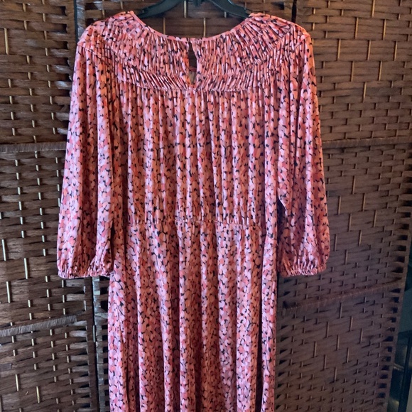 Donna Morgan Plus Dress - Picture 5 of 7